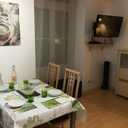 5 Couchages Coquet Proche Centre Apartment *